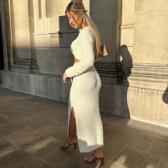 Zara 2-Piece Faux Fur Sweatshirt and Skirt - Picture 7 of 16